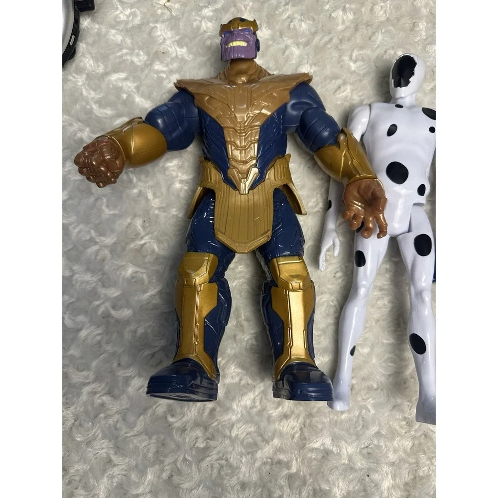 Marvel Mixed Lot 3 Action Figures Thanos & Bugs Bunny Plastic No Packaging